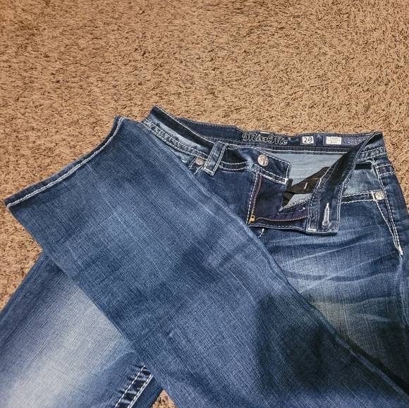 Miss Me Jeans, Chloe/ Boot, Size 29 - Picture 2 of 4